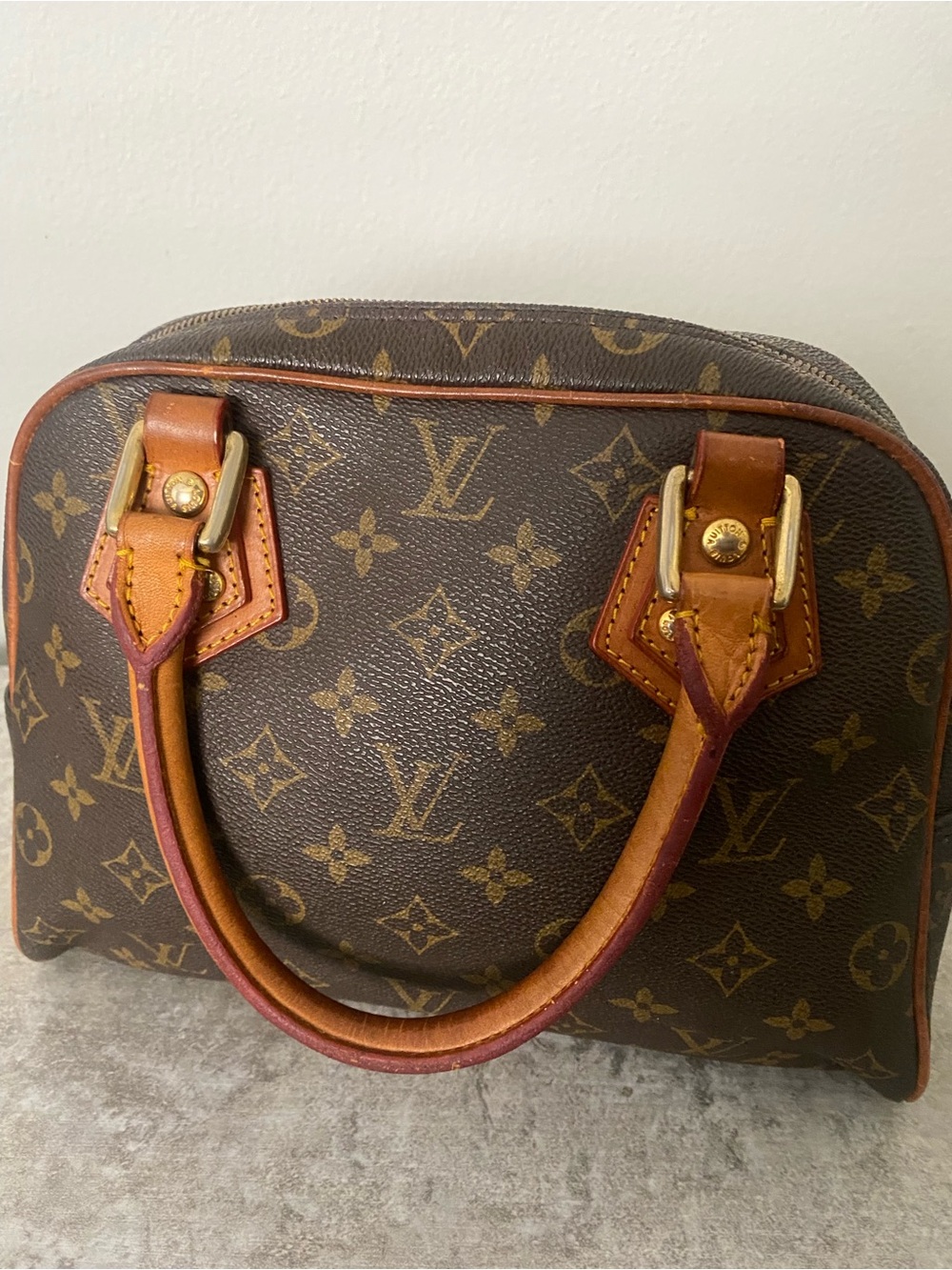 Brown satchel - Picture 4 of 7
